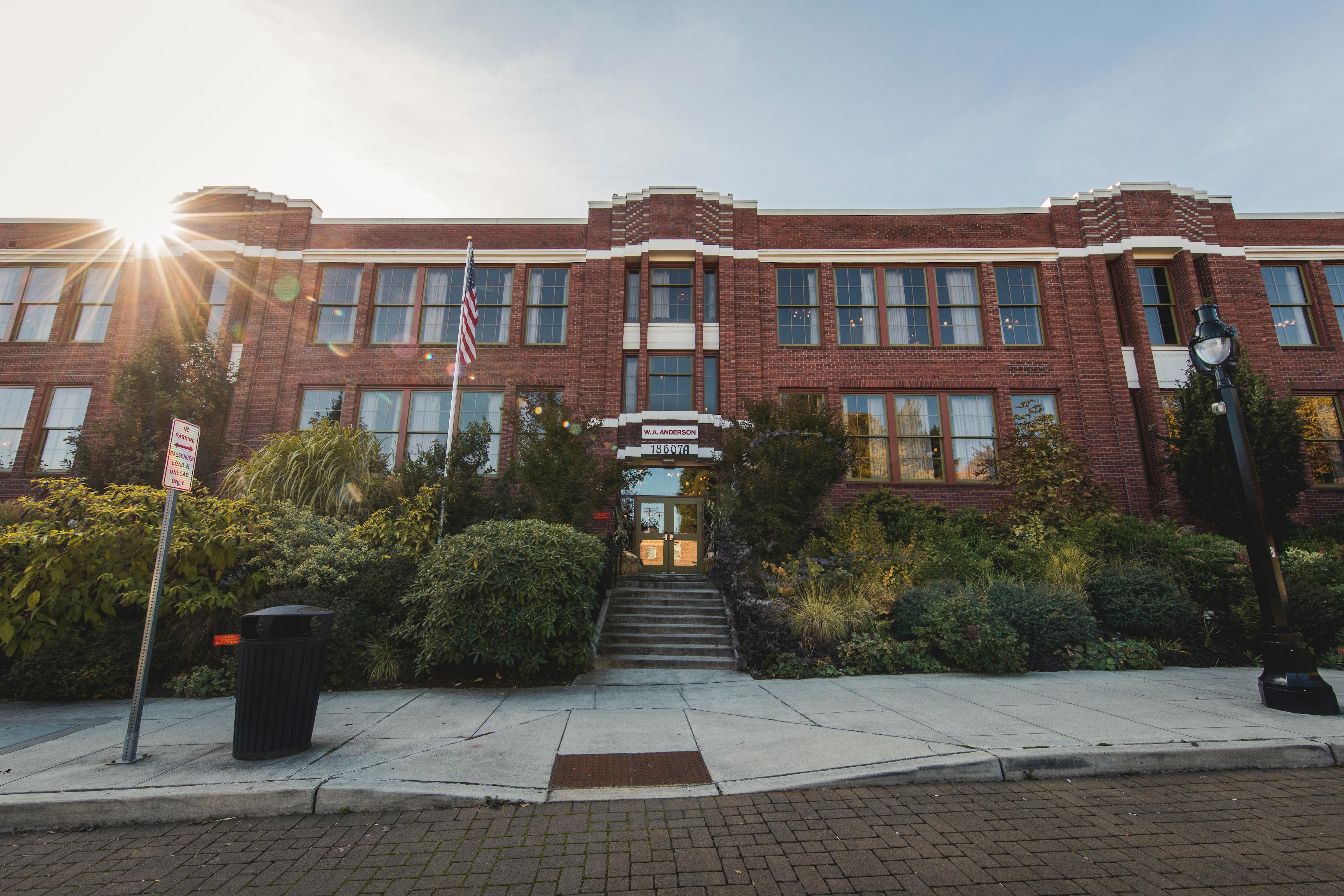Mcmenamins Anderson School Hotel Bothell Eksteriør billede