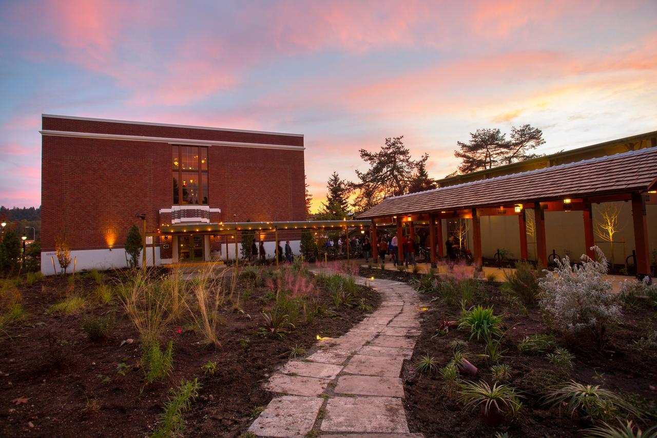 Mcmenamins Anderson School Hotel Bothell Eksteriør billede