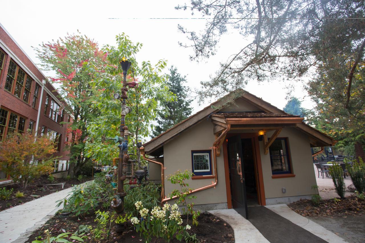 Mcmenamins Anderson School Hotel Bothell Eksteriør billede