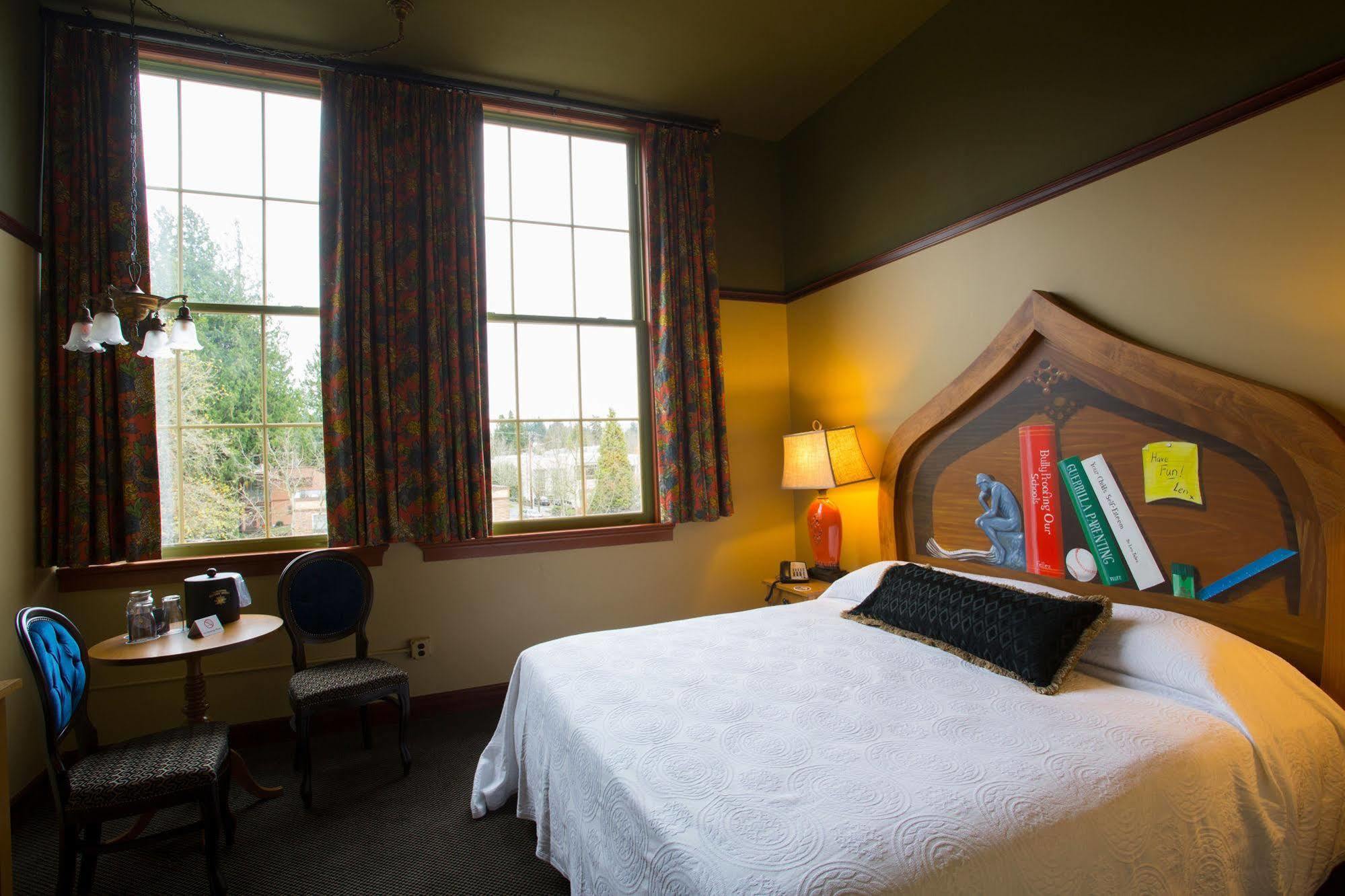 Mcmenamins Anderson School Hotel Bothell Eksteriør billede